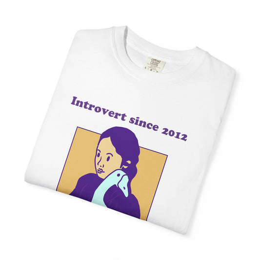 Introvert Since [Birth Year] – DUCK Nr. 2 – Personalized Retro Graphic T-Shirt | Unisex Garment-Dyed Tee